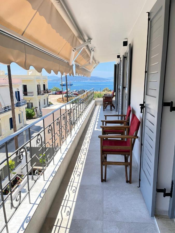 Axs First Floor Apartment Aegina Town Exterior foto