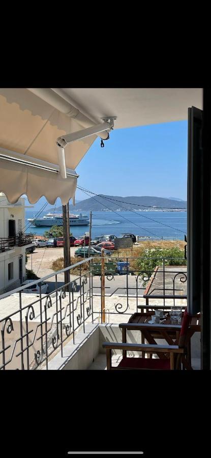 Axs First Floor Apartment Aegina Town Exterior foto